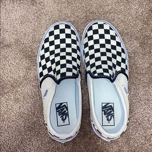 Checkered vans slip ons! Size 7 🖤